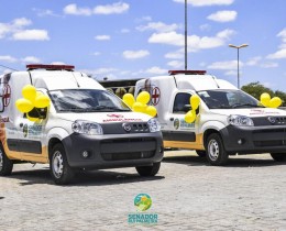 Imagem 10 do post Prefeitura de Senador faz entrega de 02 novas ambulâncias a Secretaria Municipal de Saúde