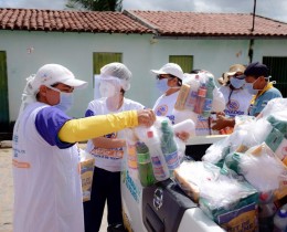 Imagem 6 do post Prefeitura intensifica combate ao Coronavírus com busca ativa de pacientes com síndromes gripais e distribuição de kits de higiene no Povoado Candunda.