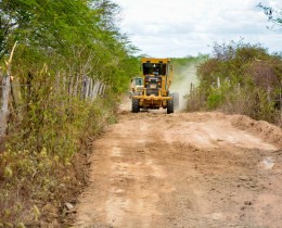 Imagem 13 do post Prefeitura de Senador Rui Palmeira intensifica os trabalhos de recuperação e manutenção de estradas vicinais