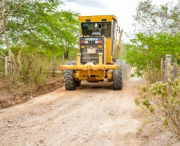 Imagem 10 do post Prefeitura de Senador Rui Palmeira intensifica os trabalhos de recuperação e manutenção de estradas vicinais
