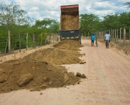 Imagem 15 do post Prefeitura de Senador Rui Palmeira realiza manutenção e recuperação de estradas vicinais