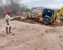 Imagem 7 do post Gestão Municipal realiza limpeza de barragens na zona rural do município