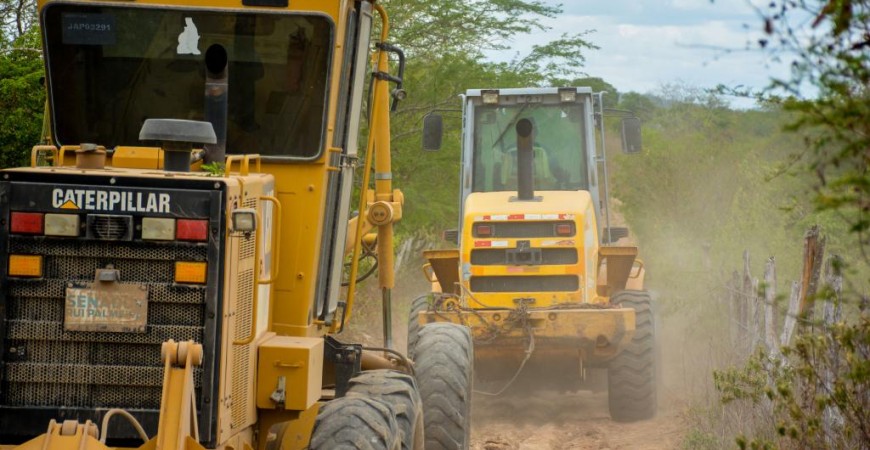 Prefeitura de Senador Rui Palmeira intensifica os trabalhos de recuperação e manutenção de estradas vicinais