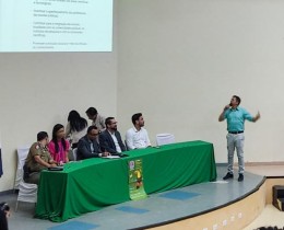Imagem 4 do post Aluna rui-palmeirense recebe premiação da Olímpia Brasileira de Matemática das escolas públicas (OBMEP).