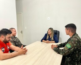 Imagem 3 do post Prefeita Jeane Moura, Defesa civil municipal e representantes do Exército reúnem-se para alinhar volta da operação pipa