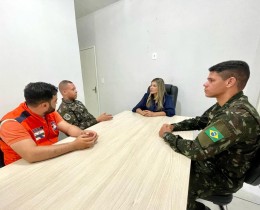 Imagem 2 do post Prefeita Jeane Moura, Defesa civil municipal e representantes do Exército reúnem-se para alinhar volta da operação pipa