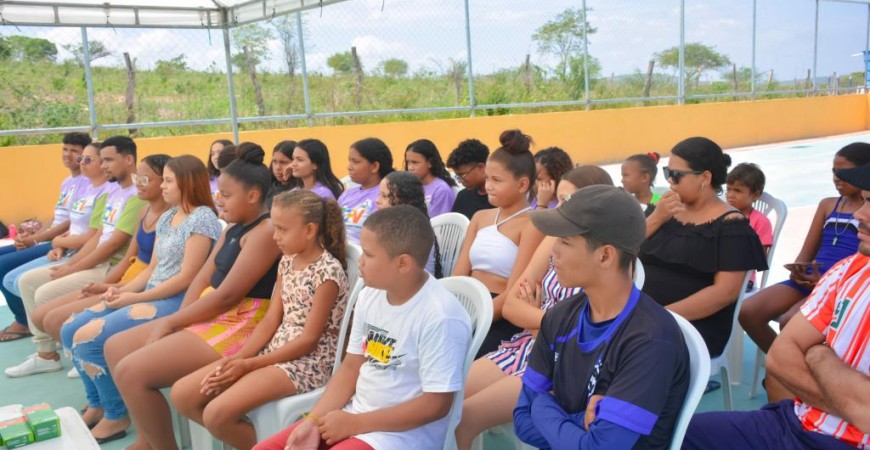 A Secretarias de Assistência Social e Saúde promovem ação no Sítio Serrinha dos Cocos sobre gravidez na adolescência